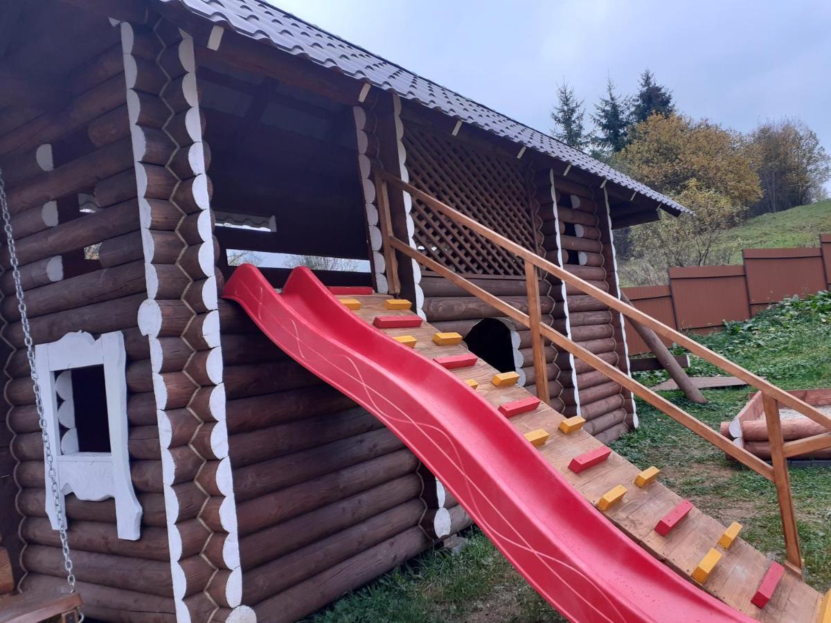 Mountain Dew Hotel Belasovitsa Eksteriør billede