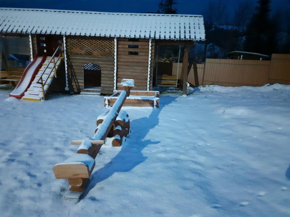 Mountain Dew Hotel Belasovitsa Eksteriør billede