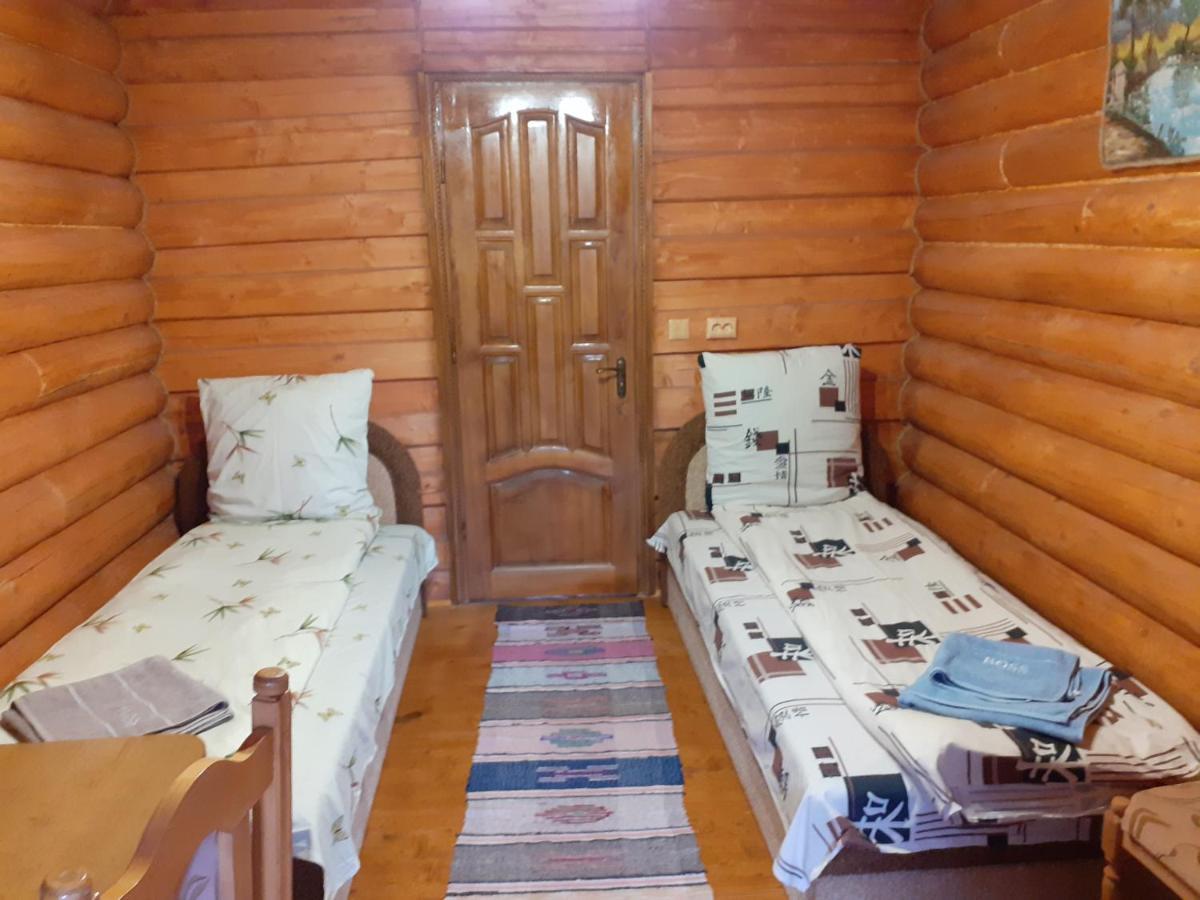 Mountain Dew Hotel Belasovitsa Eksteriør billede