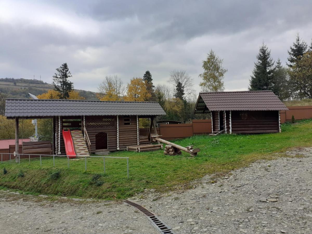 Mountain Dew Hotel Belasovitsa Eksteriør billede